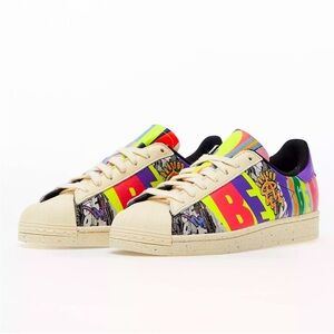 NWT Adidas Originals Superstar Pride embroidered Casual Sneaker shoes 8
